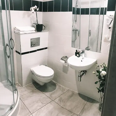 Bed & Breakfast Poznanska19 3*