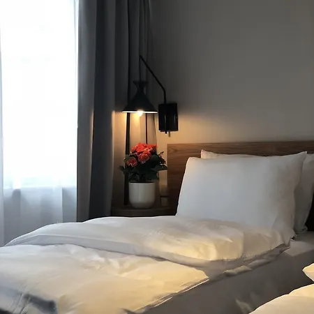 Poznanska19 Oda ve Kahvaltı 3*