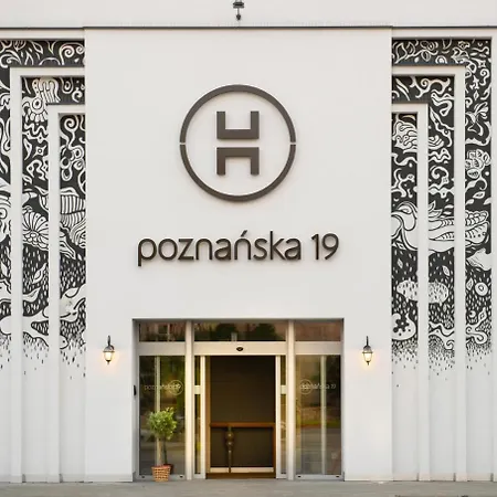 Nocleg ze śniadaniem Poznańska19 *