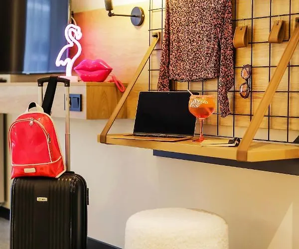 Bed & Breakfast Poznanska19 3*