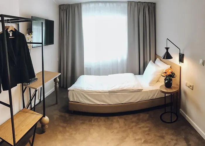 Bed & Breakfast Poznanska19 3*