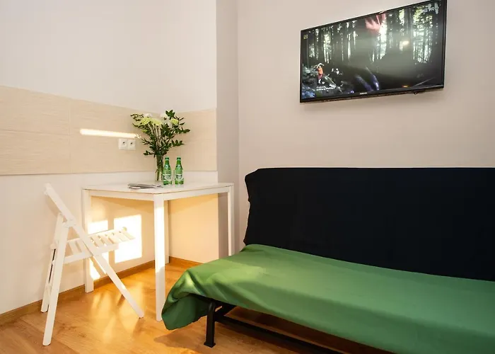 Bed & Breakfast Poznanska19 3*